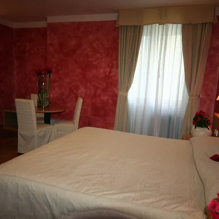 Roma Hotel
