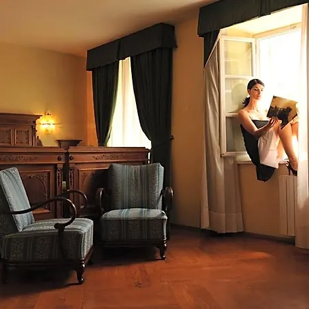 Hotell Roma 4*