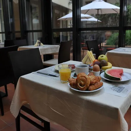 Roma Hotel