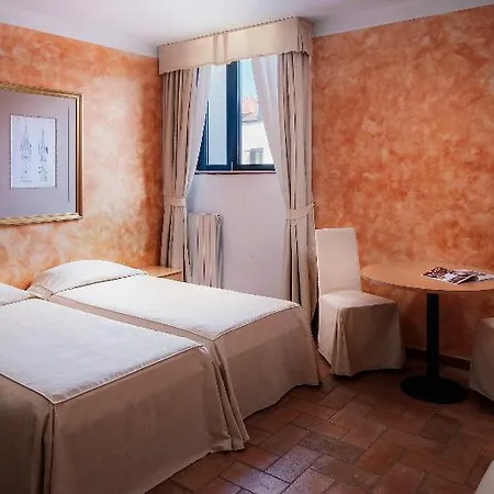 Roma 4*