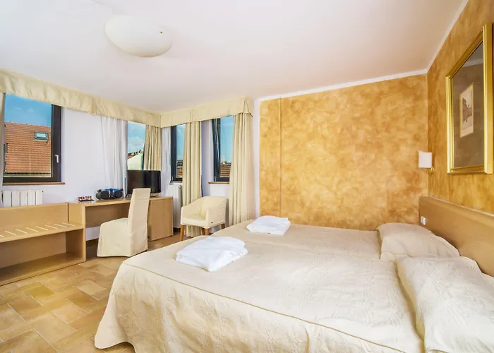 ローマ プラーグ プラハ