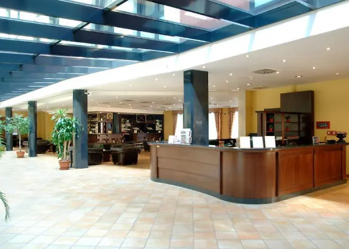 ローマ プラーグ 4* プラハ